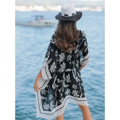 Shiraleah Black And White Cover Up